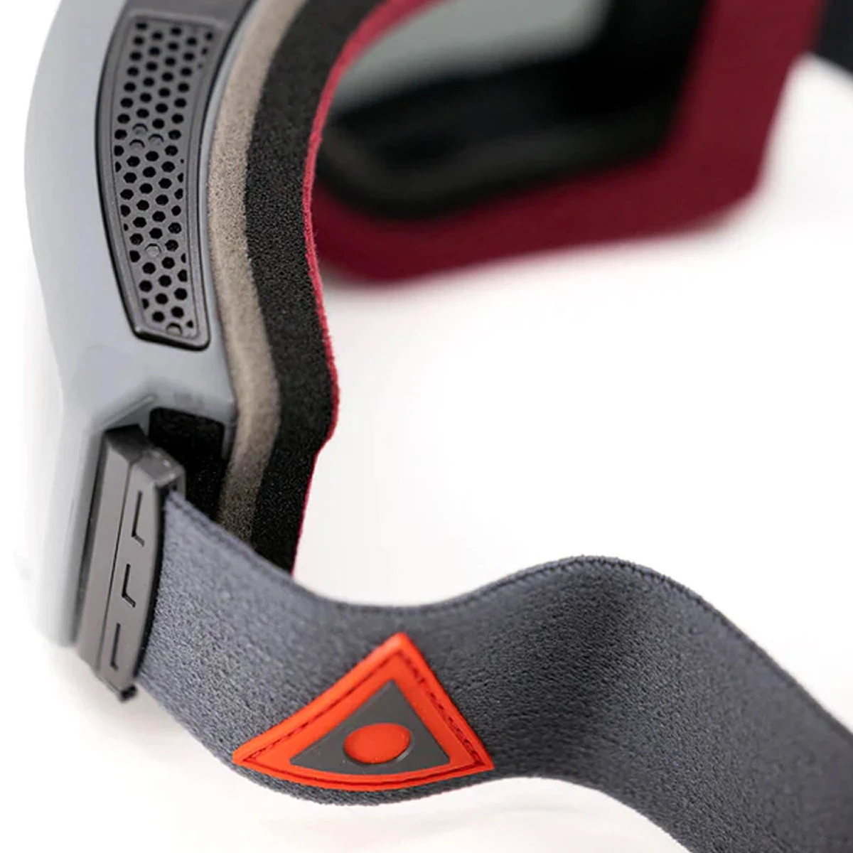 Ashbury Arrow Triangle Snowboard Goggles - Dusk Triangle/Dark Smoke/Yellow Spare Ashbury Arrow Triangle Snowboard Goggles - Dusk Triangle/Dark Smoke/Yellow Spare -Sports Ski Shop 729920639137 3